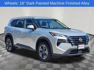 Used 2025 Nissan Rogue SV FWD video 3