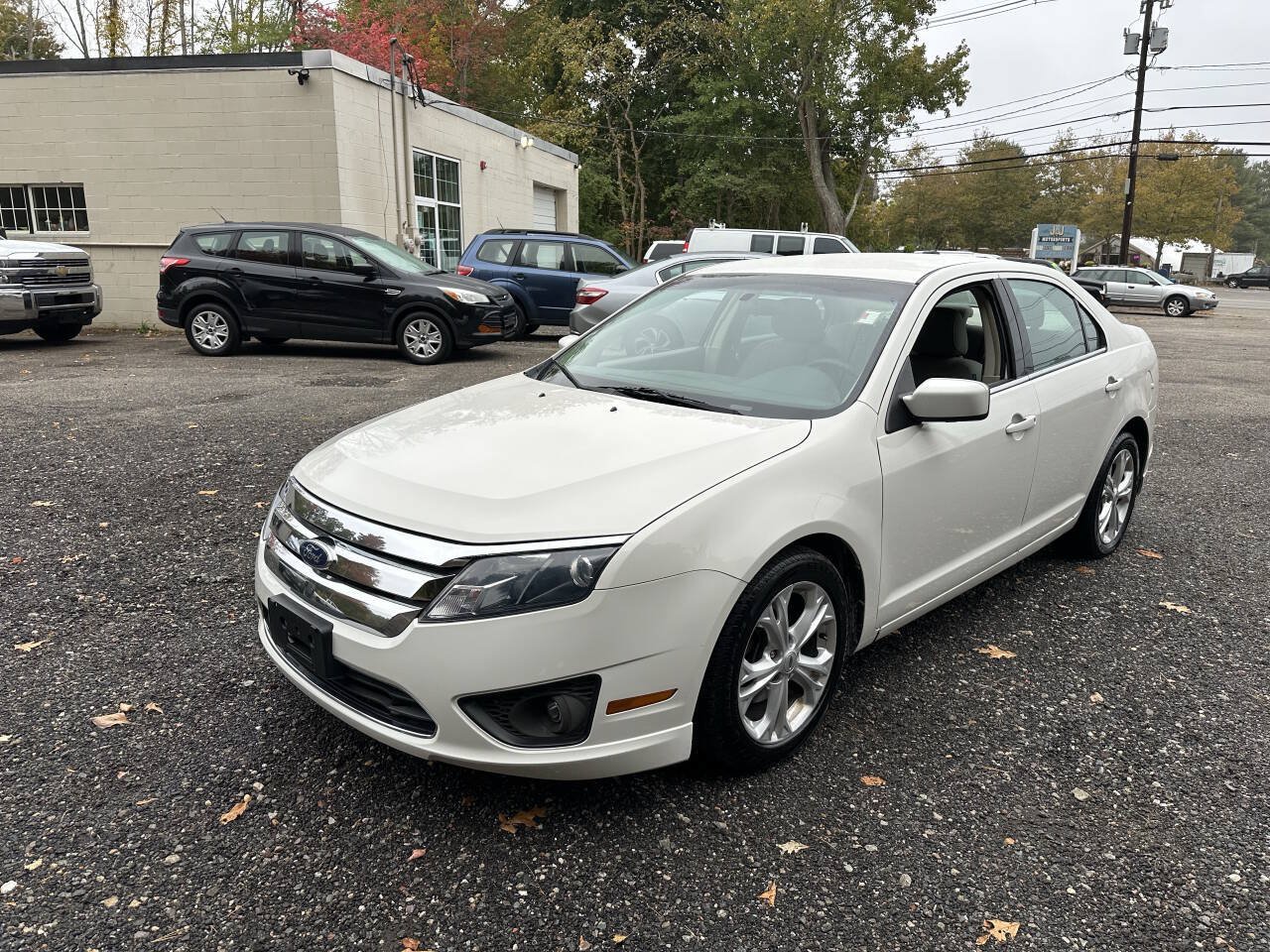 Used 2012 Ford Fusion SE FWD image 1