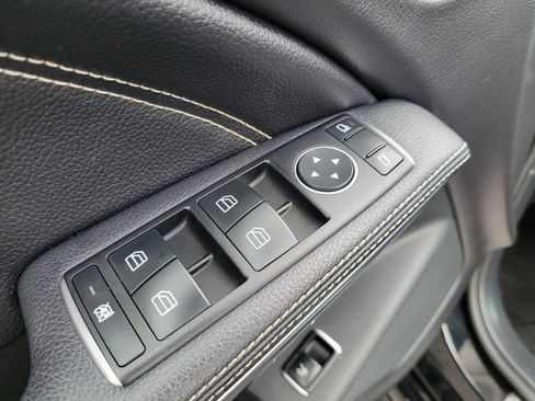 Certified 2019 Mercedes-Benz CLA 250 4MATIC image 17