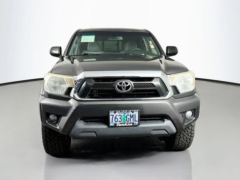 Used 2013 Toyota Tacoma 4x4 Access Cab V6 w/ SR5 Pkg image 2