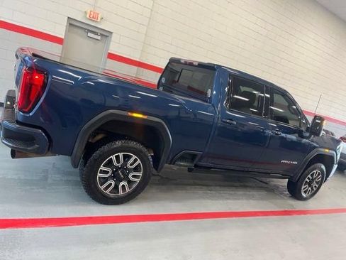 Used 2023 GMC Sierra 2500 AT4 w/ AT4 Preferred Package AWD/4WD image 12