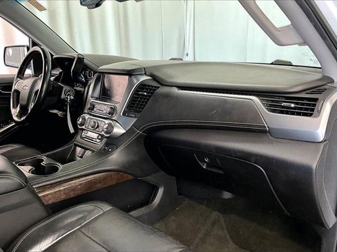 Used 2016 Chevrolet Tahoe LT image 28