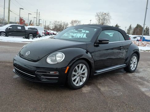 Used 2017 Volkswagen Beetle 1.8T SE image 4