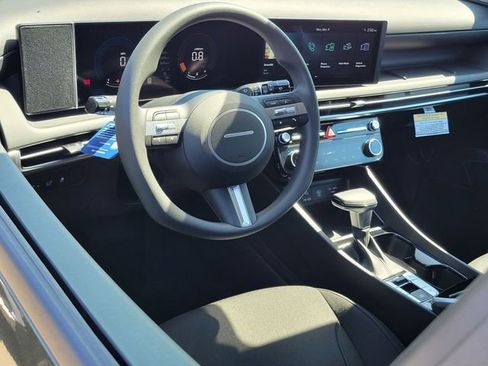 New 2026 Hyundai Tucson SEL image 3