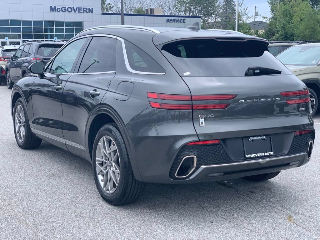 Used 2025 Genesis GV70 2.5T AWD/4WD image 4