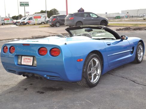 Used 2000 Chevrolet Corvette Convertible w/ Memory Pkg image 15