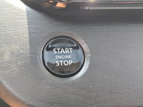 Used 2025 Nissan Murano SL AWD/4WD image 29