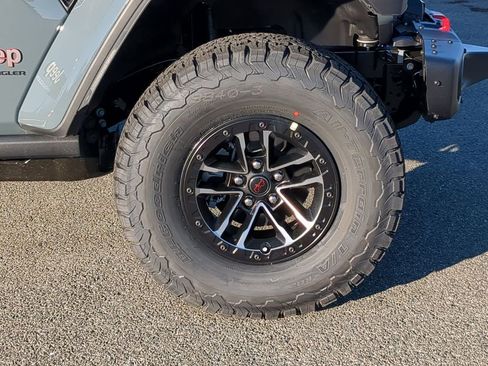 New 2026 Jeep Wrangler Unlimited Rubicon image 11