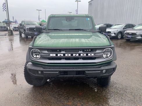Used 2024 Ford Bronco Big Bend w/ Sasquatch Package image 2