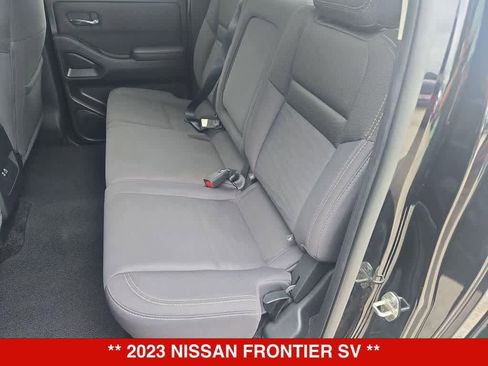 Used 2023 Nissan Frontier SV w/ Technology Package RWD image 18