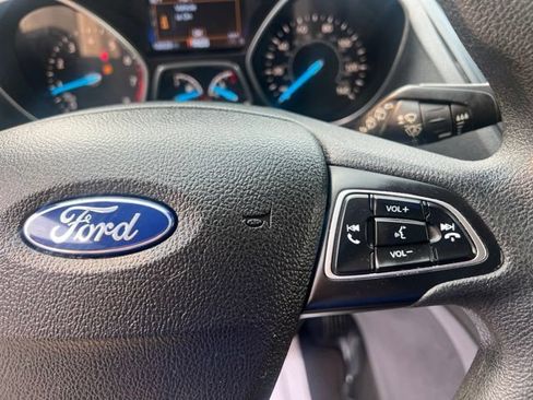 Used 2019 Ford Escape SE AWD/4WD image 25