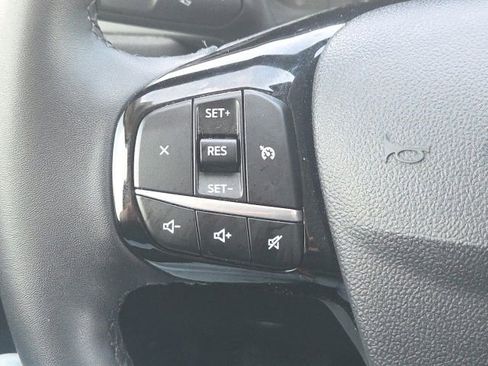 Used 2022 Ford Escape SE w/ Convenience Package FWD image 39