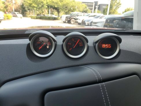 Certified 2020 Nissan 370Z Coupe RWD image 27