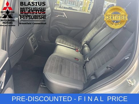 Used 2024 Mitsubishi Outlander SE AWD/4WD image 31