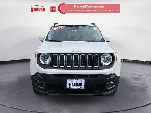 Used 2017 Jeep Renegade Latitude image 8