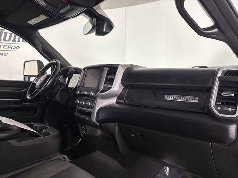 Used 2024 RAM 3500 Big Horn image 27