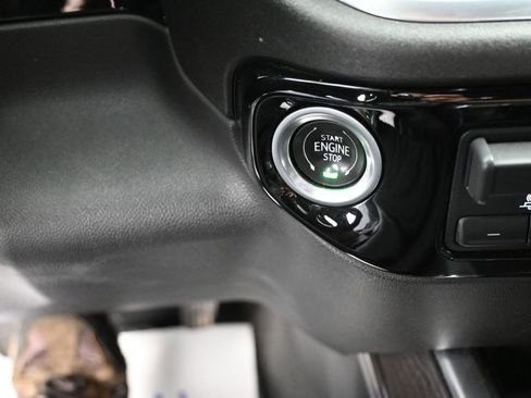 Used 2023 Chevrolet Camaro LT RWD image 31