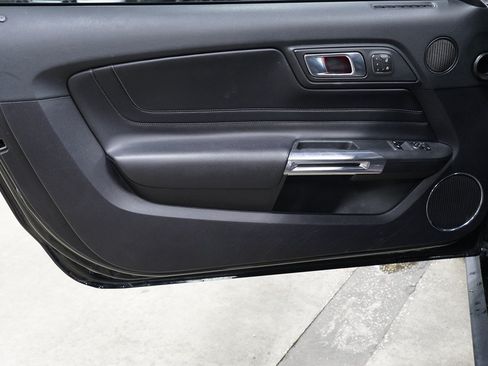 Used 2019 Ford Mustang GT Premium w/ GT Performance Package RWD image 9