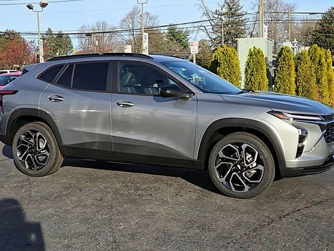 New 2026 Chevrolet Trax RS image 6