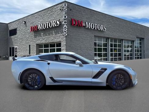 Used 2017 Chevrolet Corvette Z06 RWD image 6