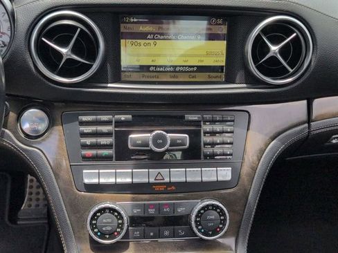 Used 2013 Mercedes-Benz SL 550 image 15