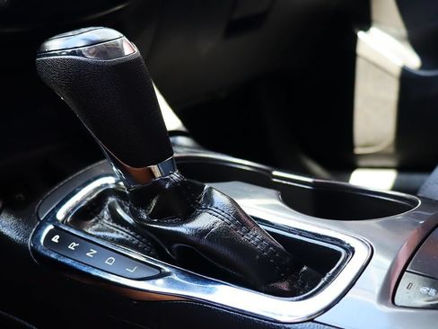 Used 2019 Chevrolet Cruze LS w/ LS Convenience Package FWD image 50