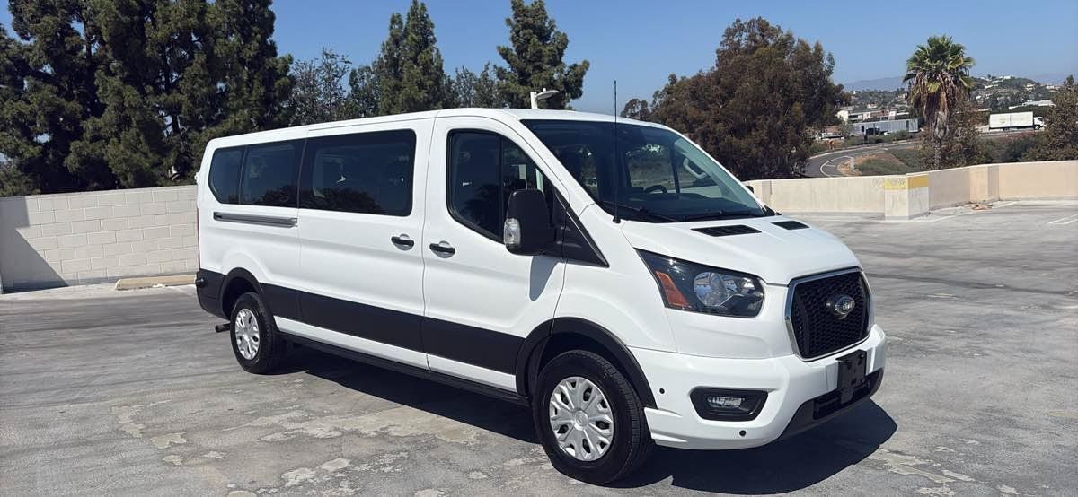 Used 2024 Ford Transit 350 XLT RWD image 30