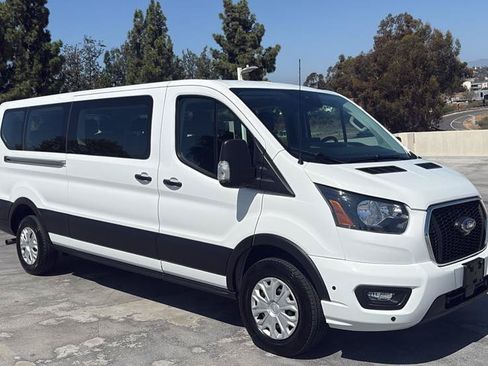 Used 2024 Ford Transit 350 XLT RWD image 30