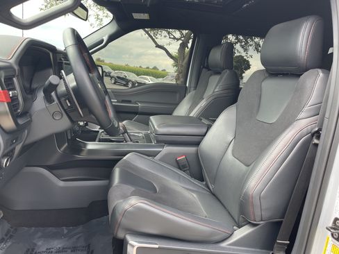 Used 2025 Ford F150 Raptor AWD/4WD image 19