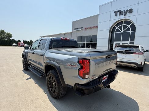 Used 2026 Chevrolet Colorado Trail Boss AWD/4WD image 36