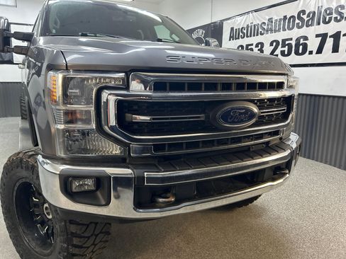 Used 2021 Ford F350 Lariat w/ Lariat Ultimate Package AWD/4WD image 2