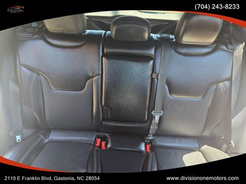 Used 2021 Jeep Compass Latitude FWD image 13