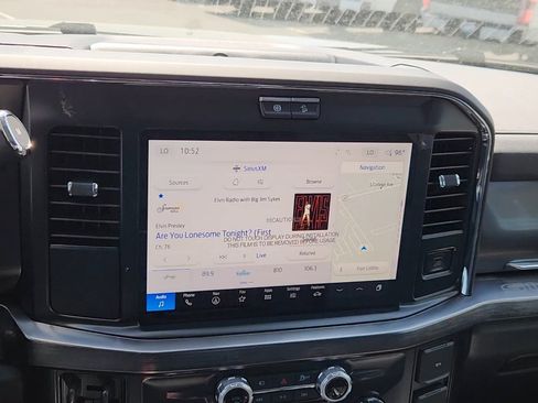 New 2025 Ford F350 Lariat w/ Black Appearance Package image 20