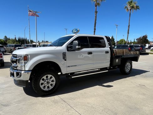 Used 2022 Ford F250 XLT w/ XLT Value Package AWD/4WD image 1