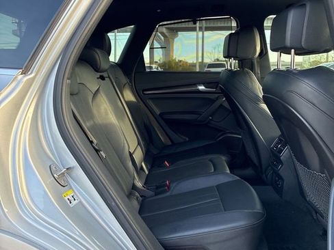 Used 2019 Audi SQ5 Prestige image 16