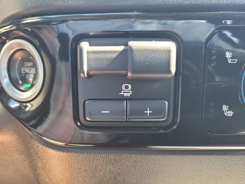 Used 2022 Chevrolet Silverado 1500 LT w/ Safety Package image 25