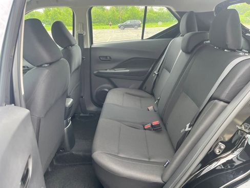 New 2025 Nissan Kicks Play S image 14