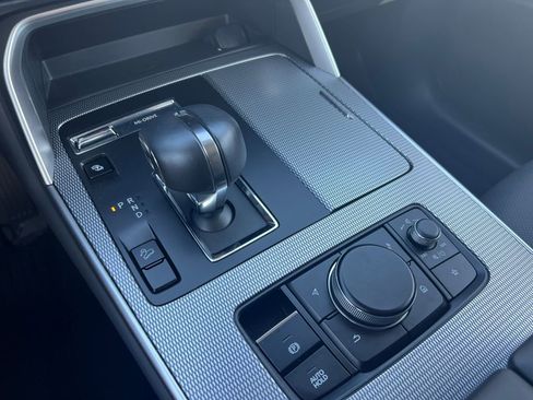 Certified 2025 MAZDA CX-90 Plug-In Hybrid w/Premium Sport image 32