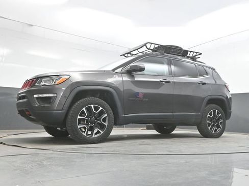 Used 2021 Jeep Compass Trailhawk AWD/4WD image 32
