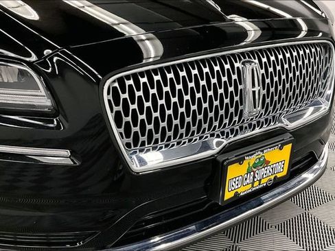 Used 2022 Lincoln Nautilus Reserve AWD/4WD image 33