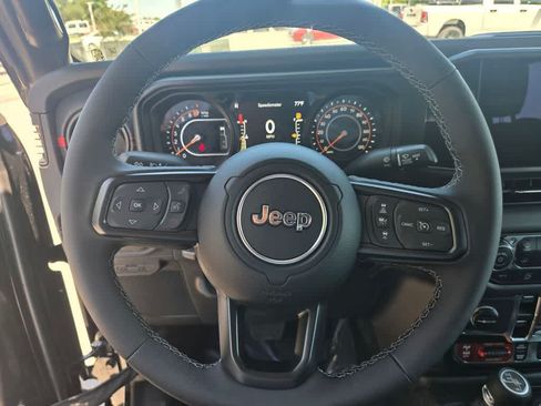 New 2026 Jeep Gladiator Rubicon AWD/4WD image 22
