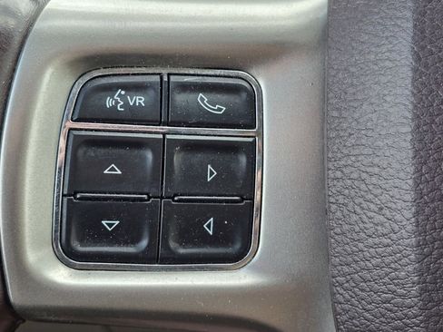 Used 2018 RAM 2500 Laramie w/ Cold Weather Group image 15