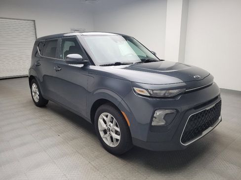 Used 2020 Kia Soul S FWD image 13