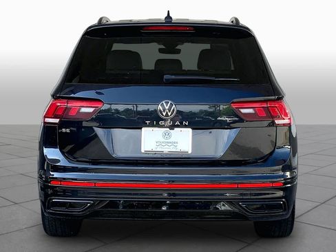 Used 2023 Volkswagen Tiguan SE R-Line FWD image 5