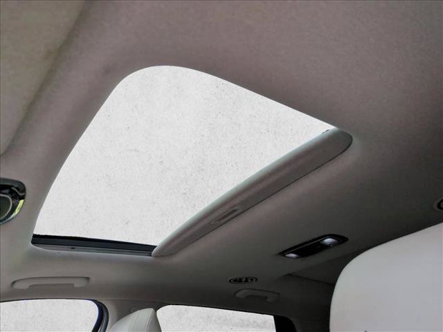 Used 2024 Hyundai Palisade Limited FWD image 16