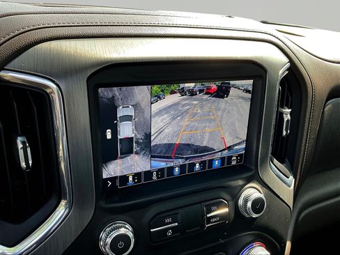 Used 2022 GMC Sierra 3500 Denali AWD/4WD image 15