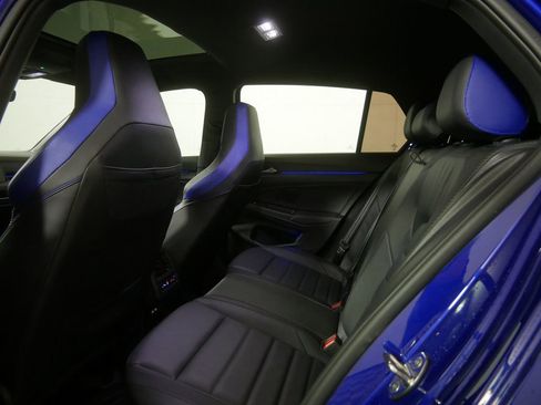 Used 2024 Volkswagen Golf R AWD/4WD image 21