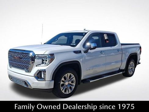 Used 2021 GMC Sierra 1500 Denali w/ Driver Alert Package II AWD/4WD image 3