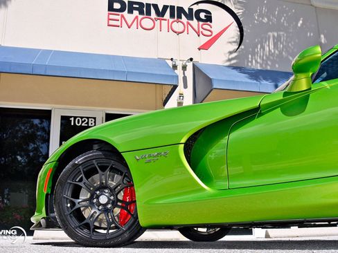Used 2017 Dodge Viper GTC w/ Advanced Aerodynamics Package RWD image 34