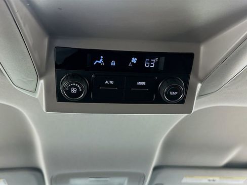 Used 2020 Chevrolet Tahoe LS RWD image 25
